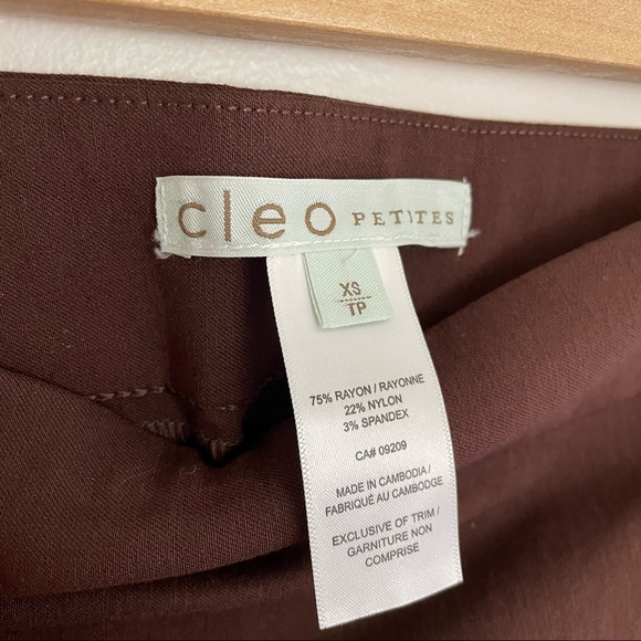 Cleo Petites | Merlot Pencil Skirt - Picture 2 of 8